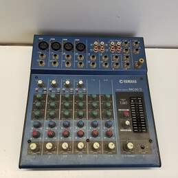 Yamaha Mixing Console MG10/2-SOLD AS IS, FOR PARTS OR REPAIR alternative image