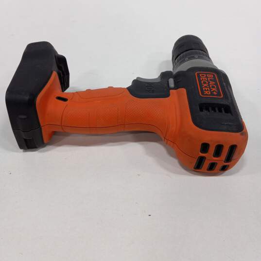 Black & Decker Cordless Power Drill image number 4