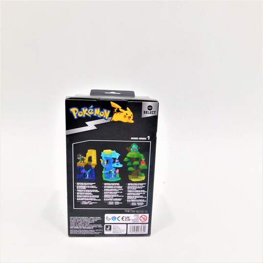 Pokemon Bulbasaur's Forest Run Building Set W/ Sealed Bandai Finger Puppet Figure & Charizard Figure image number 2