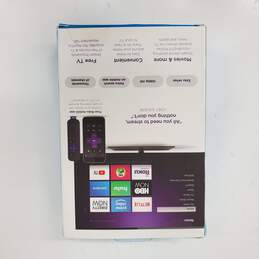 SEALED Roku Express w HDMI Cable alternative image