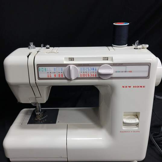 New Home Sewing Machine image number 3