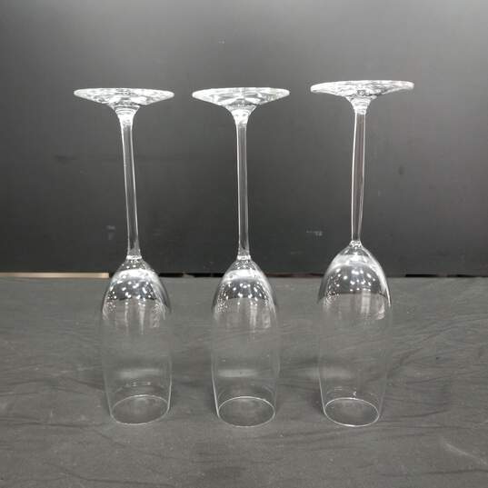 Set of 1 Schott Zwiesel Clear Crystal Flute Champagne Glass And 2 Unbranded Clear Crystal Flute Champagne Glasses image number 5
