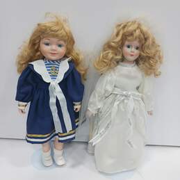 Bundle of Four Porcelain Dolls alternative image