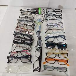 6.8lbs Bundle of Assorted Glasses