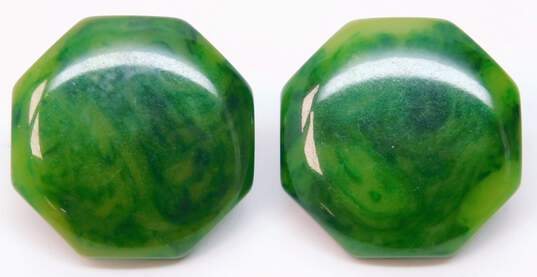 Vintage Creamed Spinach Bakelite Gold Tone Clip On Earrings 8.8g image number 3
