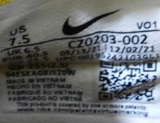 Nike LeBron 19 Hardwood Classic Men's Shoe Size 7.5 image number 7