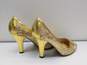 Metallic Gold Tone Peep-Toe Pumps Women's Size 38.5 (Authenticated) image number 4