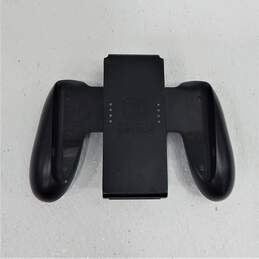 5 Joy Con Controller Comfort Grips  Nintendo Switch Black alternative image
