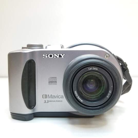 Sony Mavica MVC-CD300 3.3MP Digital Camera image number 2