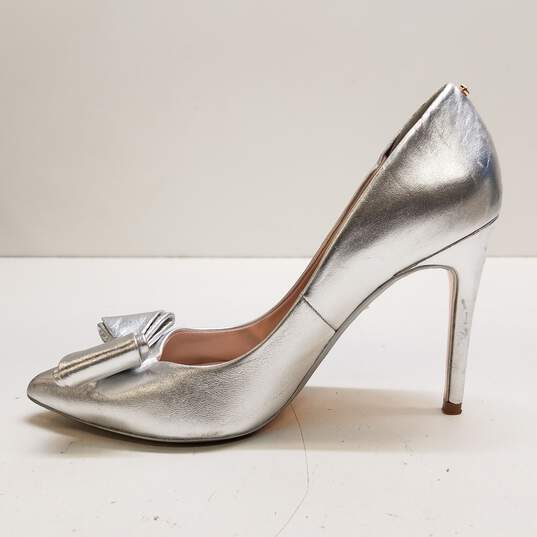 Ted Baker Silver Stiletto Heel With Bow EU 36 US 6 image number 2