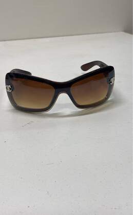 Chanel Brown Sunglasses - Size One Size alternative image