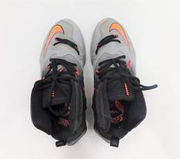 Nike LeBron 13 On Court Men's Shoe Size 11 alternative image