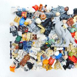 10.1 oz. LEGO Star Wars Minifigures Bulk Lot alternative image