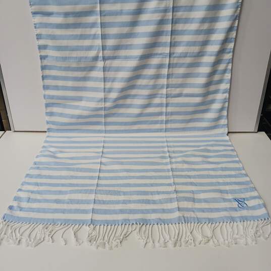 2PC Victoria Secret Blue & White Striped Pattern Beach Blanket One Size NWT image number 6