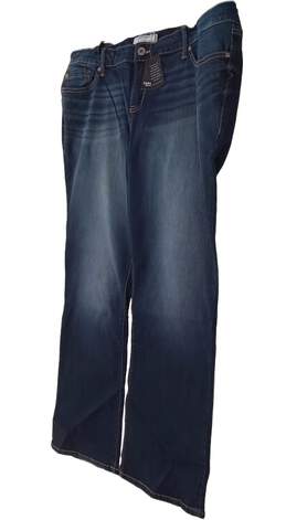 NWT Womens Blue Relaxed Fit Dark Wash Denim Wide Leg Jeans Size 22 alternative image