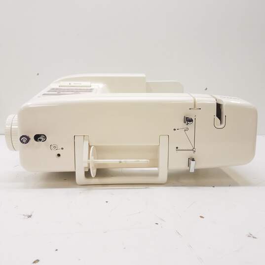 Brother Sewing Machine XL-2027 image number 8