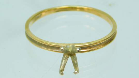 14K Yellow Gold Solitaire Ring Setting 1.1g image number 1