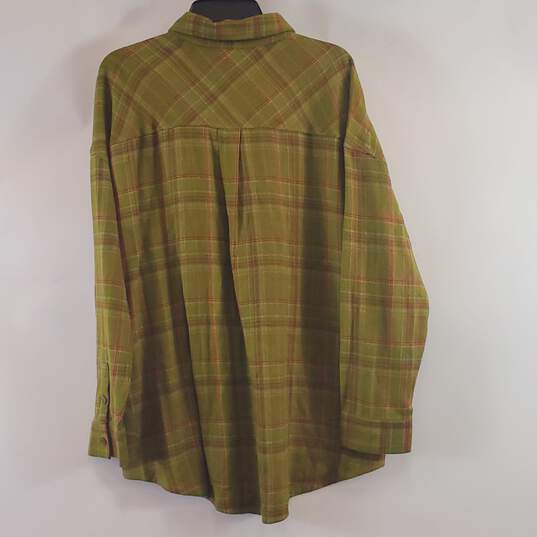 BP Women Green Plaid Button Up L NWT image number 2