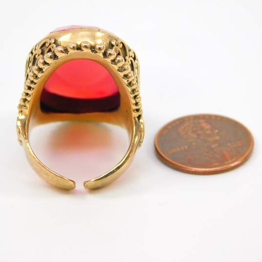Sajen Brass Dyed Pink Quartz Faceted Oval Scrolled Chunky Statement Ring 18.6g image number 6