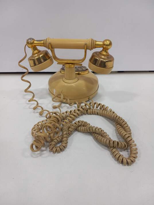 Vintage French-Style Princess Telephone image number 3