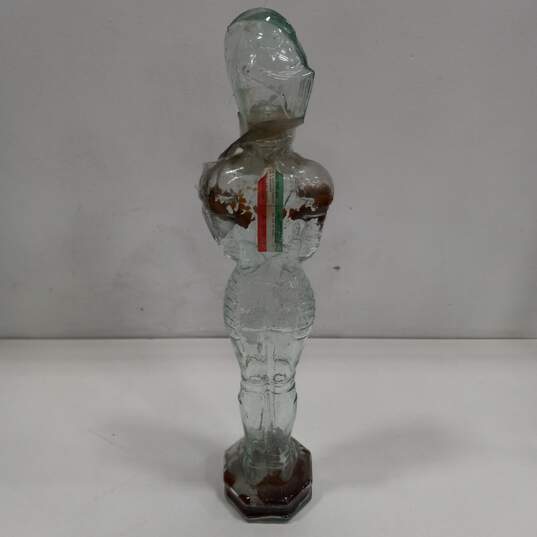 Vino Rosso Glass Knight Italian Wine Decanter image number 3