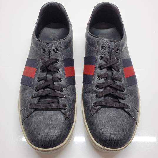 AUTHENTICATED MEN'S GUCCI ACE GG SUPREME CANVAS LOWCUT SNEAKERS SIZE 9 image number 4