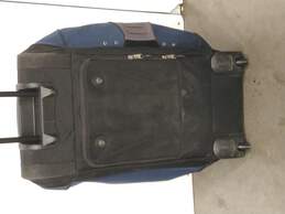 Duffle Suitcase alternative image