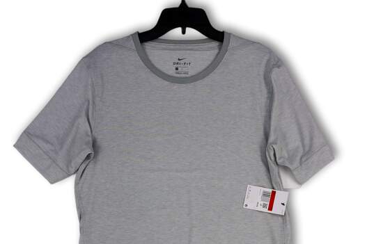 NWT Mens Gray Dri-Fit Heather Round Neck Short Sleeve Pullover T-Shirt Sz L image number 3
