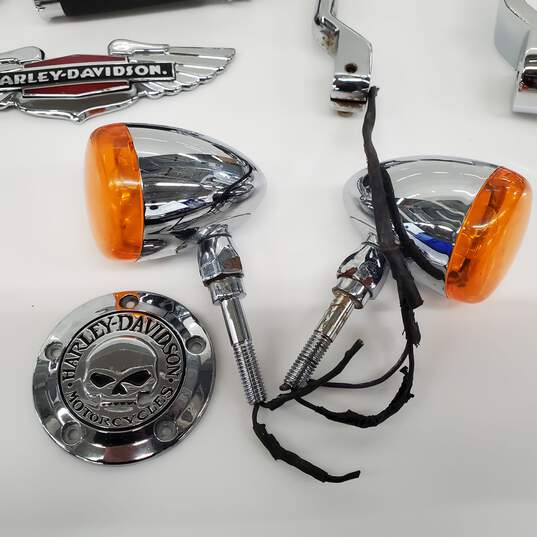 Harley Davidson Parts- Emblem, Lights,Pedals,Handle & Mirror Lot image number 3