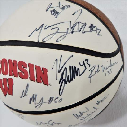Wisconsin Badgers Autographed Basketball image number 3