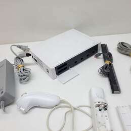 VTG. Bundle Nintendo Untested P/R* Wii Console Controller & A/V Power Cords alternative image