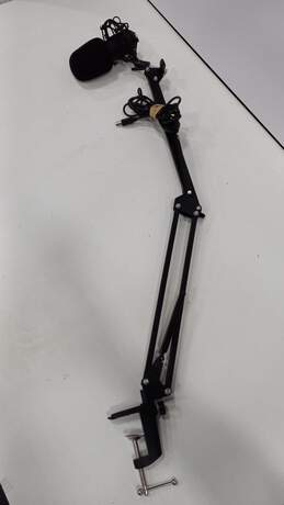 Black Desk Mounted Microphone w/ Adjustable Arm