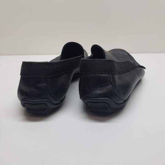 AUTHENTICATED Gucci Black Leather Slip On Loafers Size 13 image number 4