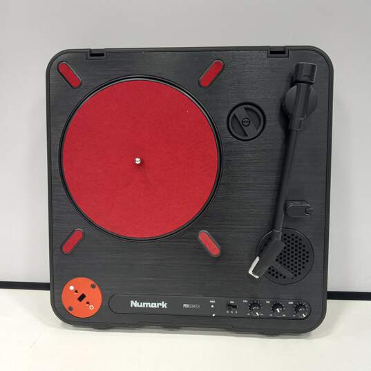 Numark PT01 Scratch DJ Portable Turntable with Accessories & Manual image number 2
