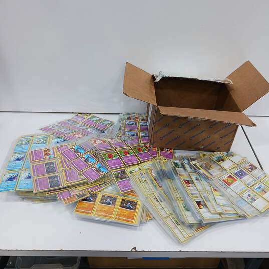 21.8lbs Bundle of Assorted Pokemon Cards image number 1