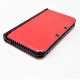 Nintendo 3DS XL W/ Charger alternative image