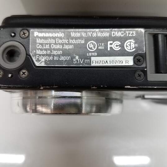 Panasonic LUMIX DMC-TZ3 7.2MP Compact Digital Camera Black image number 5
