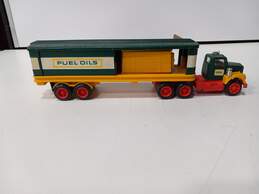 Vintage Hess Gasoline Toy Model Truck In Original Box alternative image