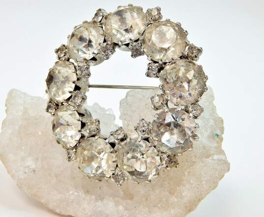 Vintage Silvertone Icy Rhinestones Open Circle & Cluster Swirl Brooches image number 3