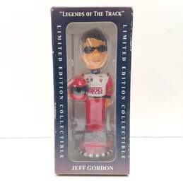 Jeff Gordan Legends of the Track Bobblehead Limited DuPont 200 years collection