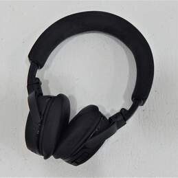 Bose Around-Ear Wireless Headphones W/ Case Black alternative image