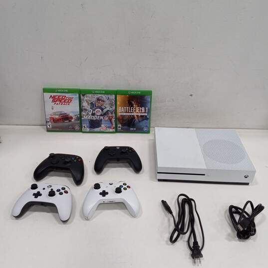 Microsoft Xbox One S White Console Gaming Bundle image number 1