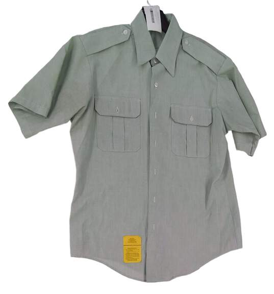 NWT Mens Green Short Sleeve Collared Pockets Casual Button Up Shirt Size 15.5 image number 1