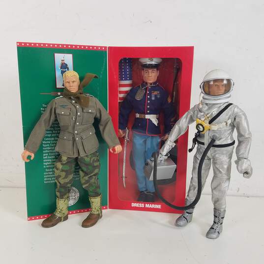 G.I. Joe Assorted Lot of  3  Vintage Action Figures  w/ Outfits image number 2