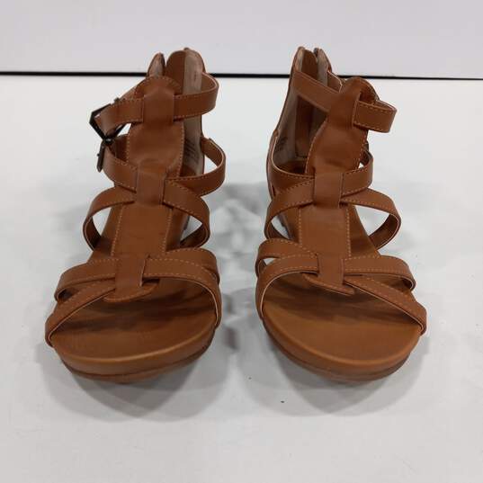 Dressbarn Mikki Gladiator Style Sandals Size 8 image number 5