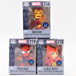 3 Mini Marvel Funko  Spider Man Iron Man  Scarlet Witch alternative image