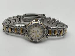 Authentic Womens T7 Silver Gold Tone Quartz Wristwatch 2.3 oz 505209-C-01