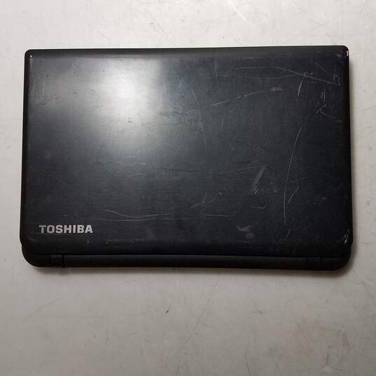 Toshiba Satellite C55D 15.5in AMD A8-6410 APU CPU 4GB RAM 1TB HDD image number 3