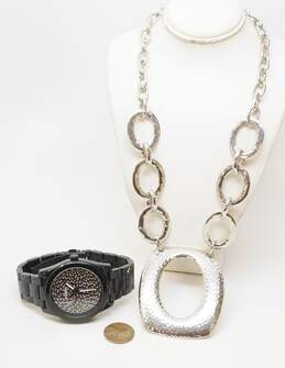 CHICOS Hammered Silvertone Necklace & FOSSIL ES3645 Black Glitzy Watch alternative image