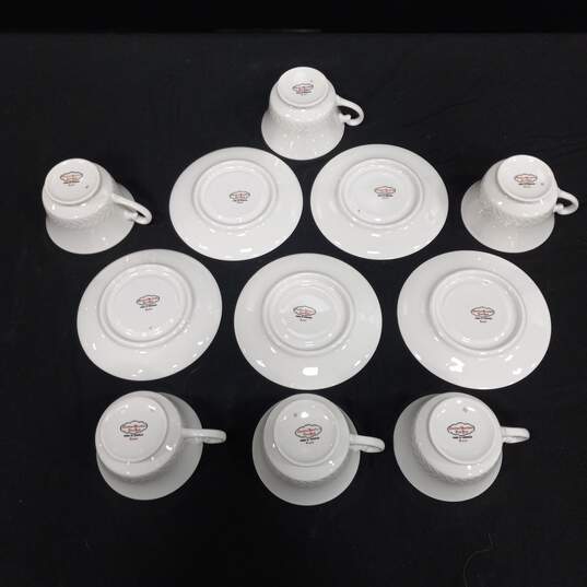 Bundle of 11 Regents Park Camellia Cups & Saucers image number 3